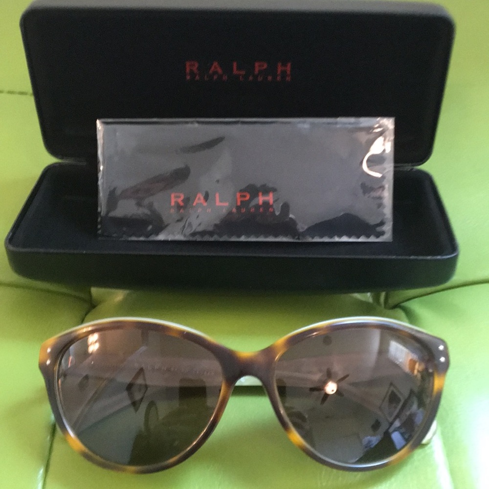 Ralph Lauren sunglasses - Picture 2 of 9